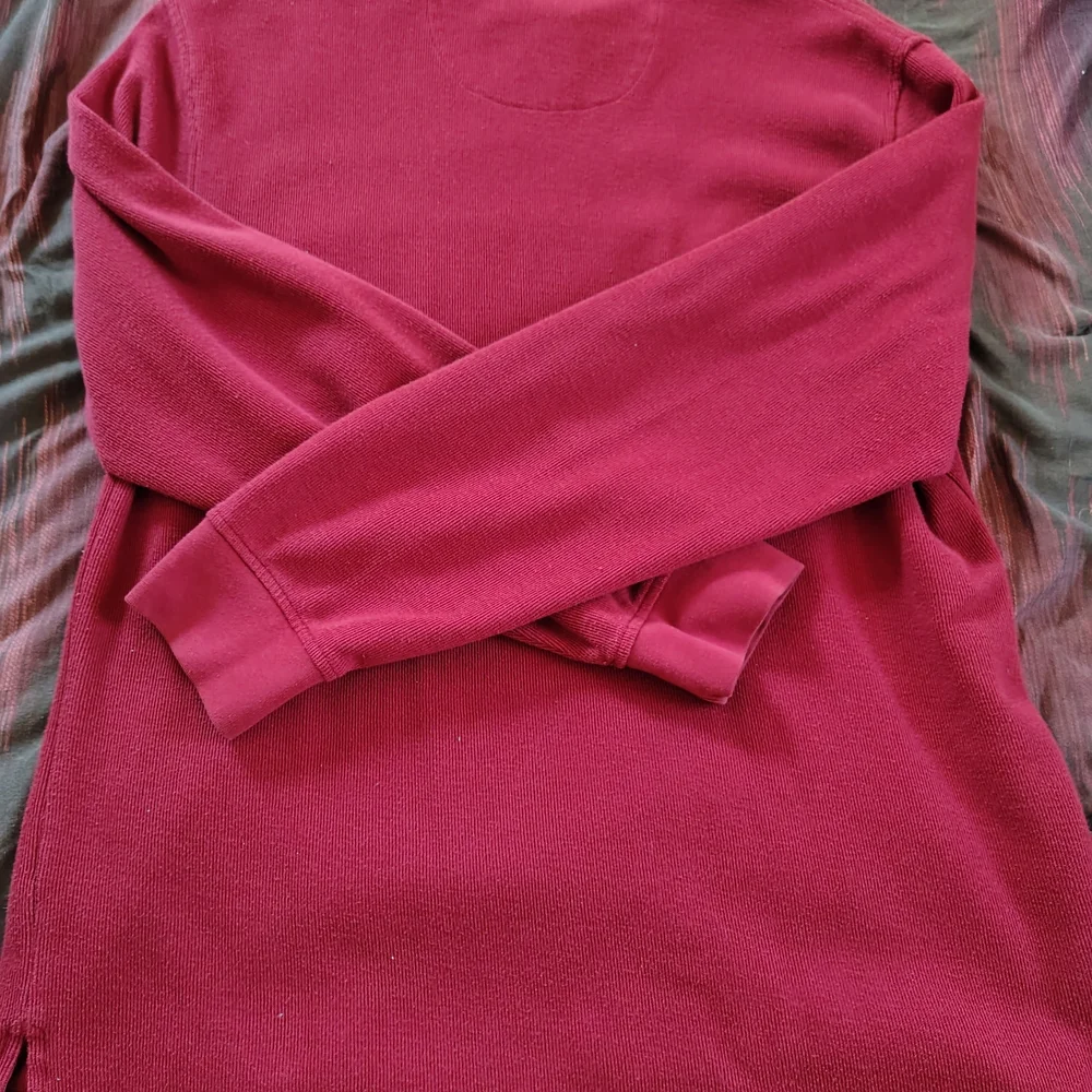 Arrow Men's V-Neck Sweater in Red with Black Stripe - Picture 4 of 4